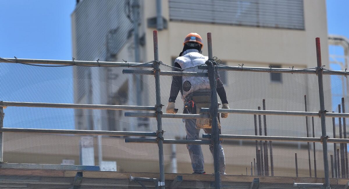 建設現場の熱中症は危険！建設現場で実施すべき熱中症対策＆グッズ