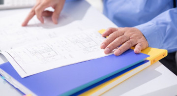 建設業許可証はなぜ必要？取得までの流れや必要な要件を解説